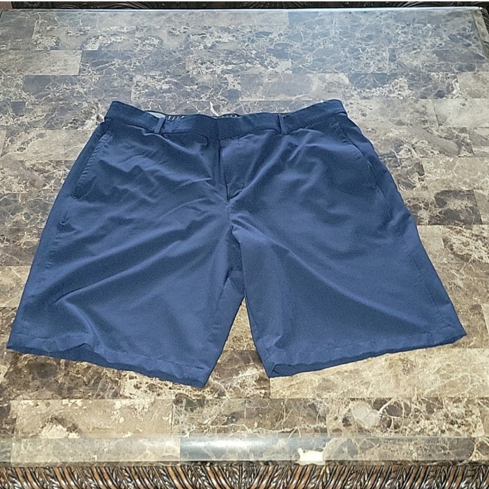 Men's Nike Navy Blue Shorts Size 34